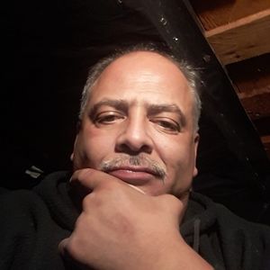 Meet your Posher, Manuel